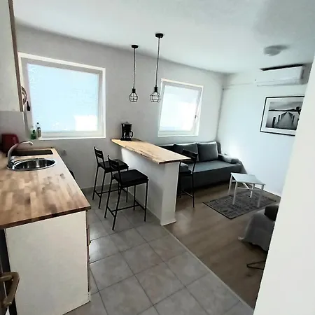 Apartman Studio *
